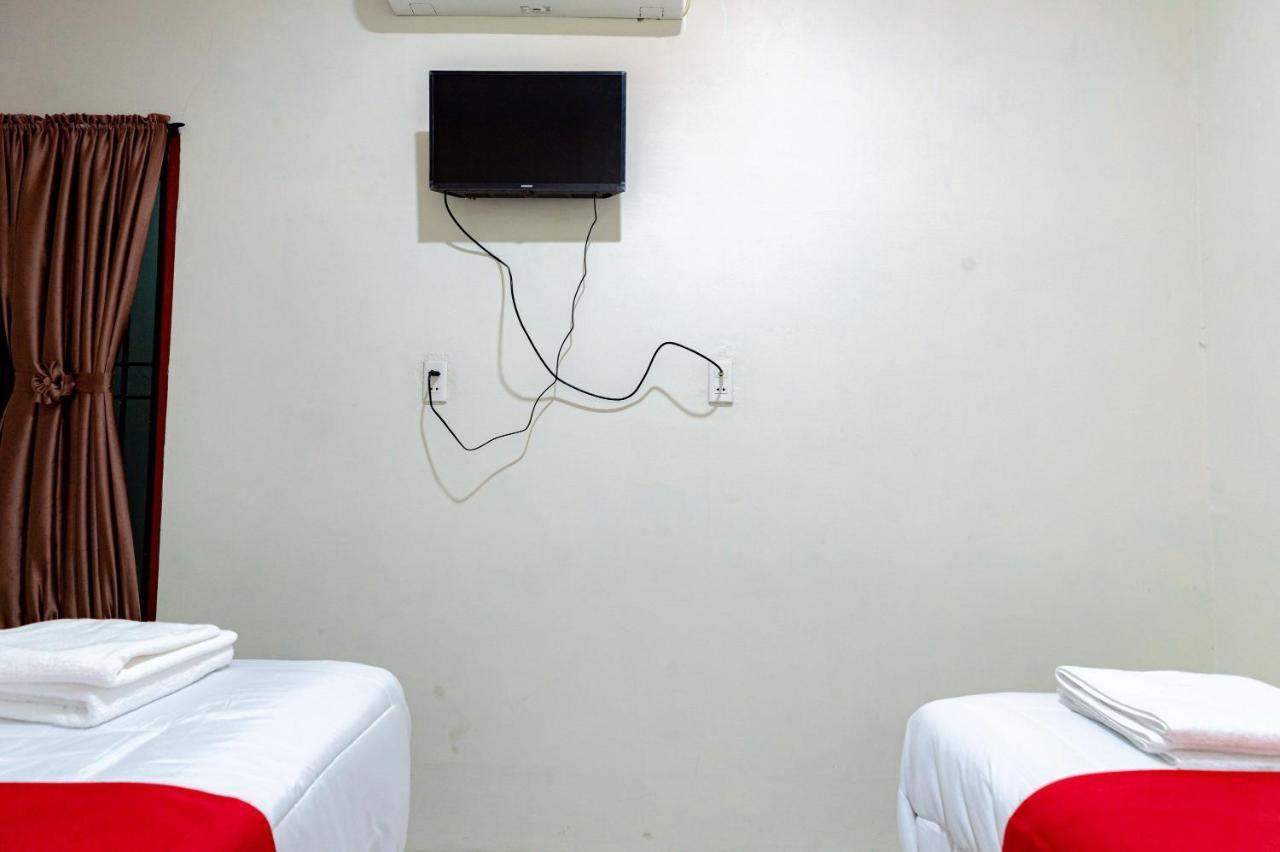 Reddoorz @ Simpang Pemda Medan Hotel Exterior photo
